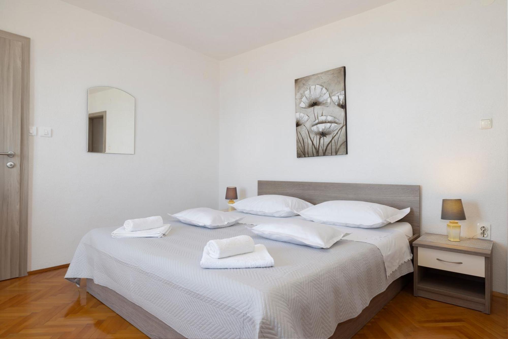 Apartmani Marta 투체피 외부 사진